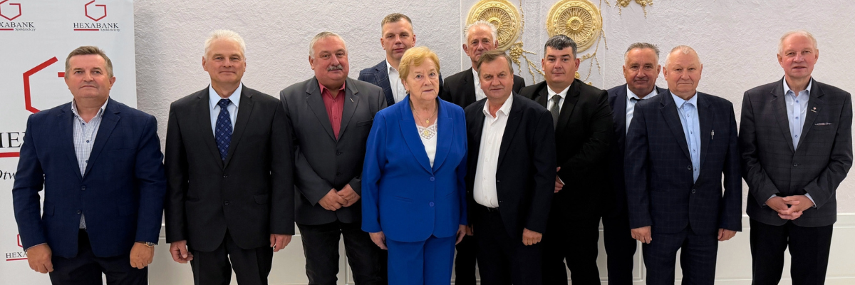 Zdjęcie przedstawiające Przedstawicieli Hexa Banku Spółdzielczego